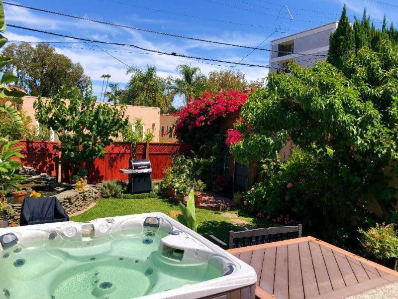 Lux Beverly Hills Holiday home *